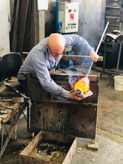 Production Process Painting Balloons, ColleVilca Factory, Tuscany, 2022